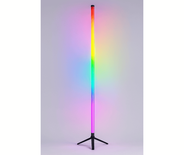 מנורה עומדת לתאורת פינות